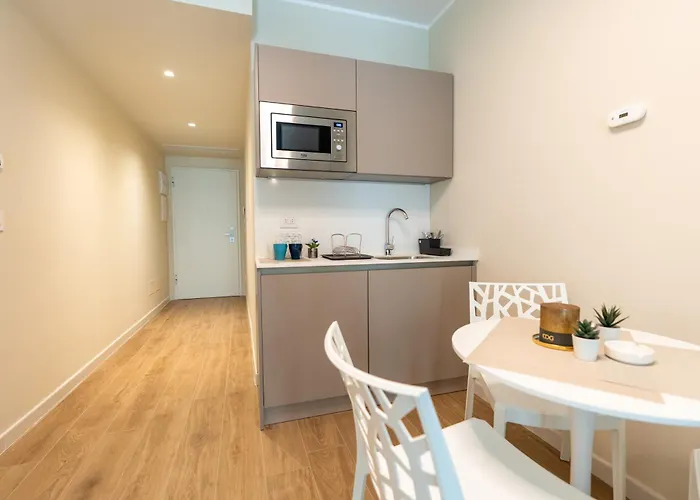 Daire Bovio28studios *