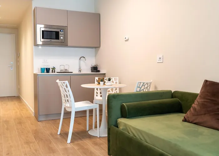 Daire Bovio28studios *